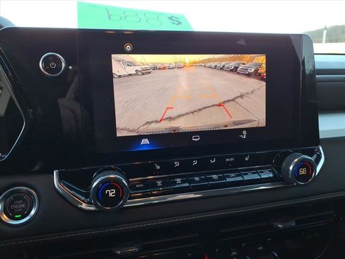 Used 2024 Chevrolet Colorado LT w/ LT Convenience Package II image 12