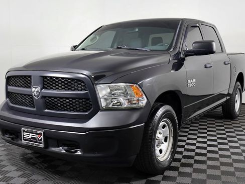 Used 2016 RAM 1500 Tradesman w/ Popular Equipment Group AWD/4WD image 3