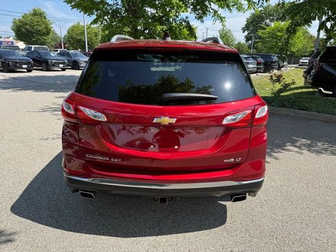 Used 2019 Chevrolet Equinox LT w/ Sun & Navigation Package AWD/4WD image 4