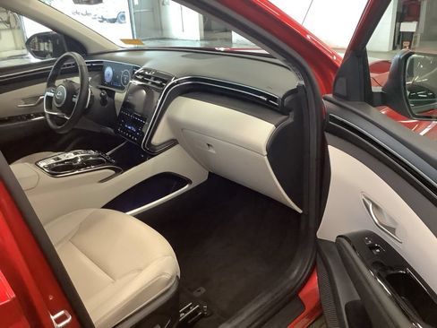 Used 2023 Hyundai Tucson Limited AWD/4WD image 17