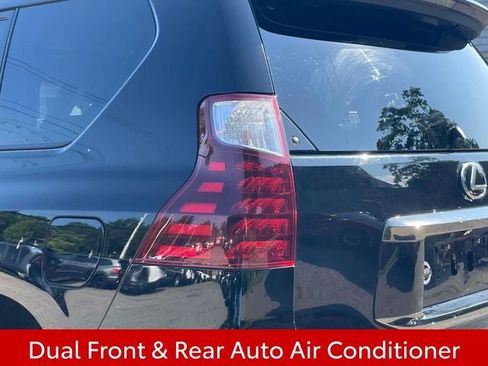 Used 2022 Lexus GX 460 w/ Black Line Special Edition AWD/4WD image 14