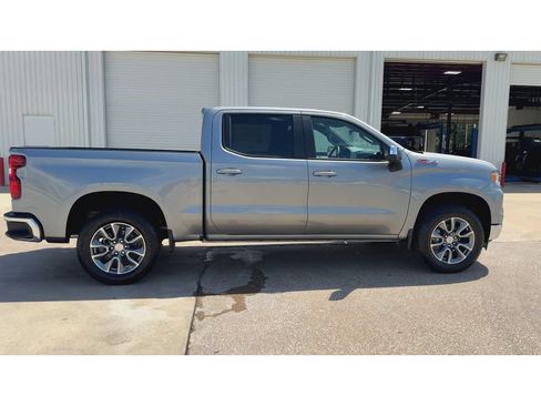 New 2026 Chevrolet Silverado 1500 LT AWD/4WD image 9