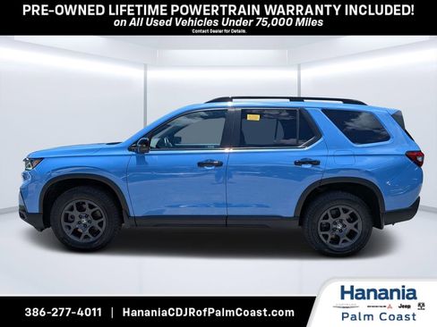 Used 2023 Honda Pilot TrailSport image 6