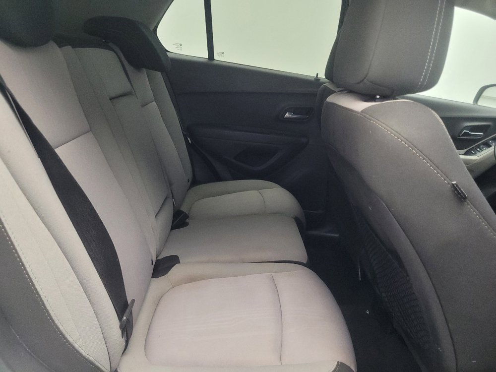 Used 2016 Chevrolet Trax LT FWD image 19