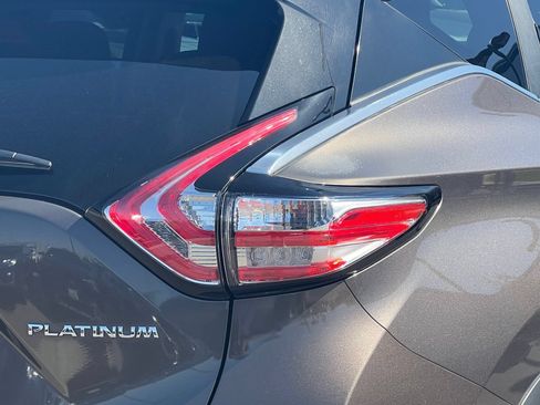 Used 2015 Nissan Murano Platinum w/ Platinum Technology Package FWD image 9