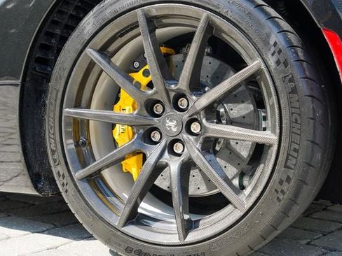 Used 2022 Ferrari SF90 Spider image 47