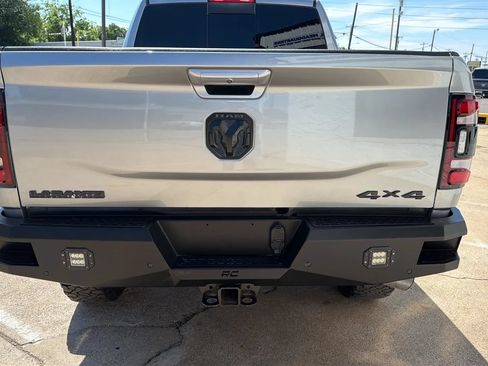 Used 2020 RAM 2500 Laramie w/ Night Edition AWD/4WD image 6