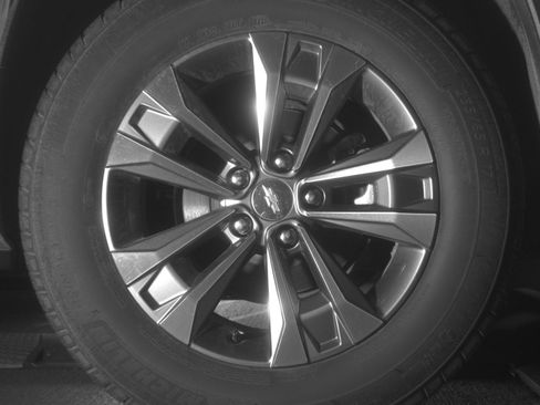 Used 2025 Chevrolet Equinox LT image 15