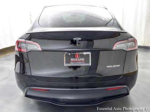 Used 2024 Tesla Model Y Performance AWD/4WD image 7