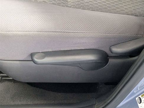 Used 2008 Toyota Matrix FWD image 14