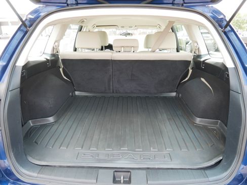 Used 2011 Subaru Outback 2.5i AWD/4WD image 18