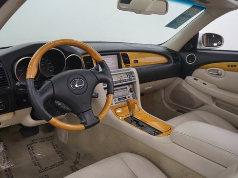 Used 2002 Lexus SC 430 Convertible RWD image 19