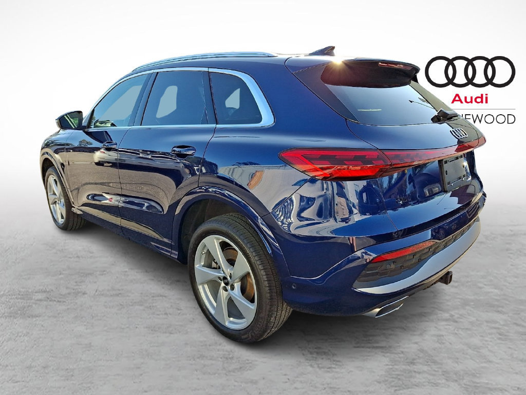 Certified 2025 Audi Q5 Premium w/ Premium Plus AWD/4WD image 4
