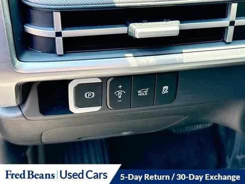 Certified 2024 Hyundai Santa Fe SEL AWD/4WD image 13