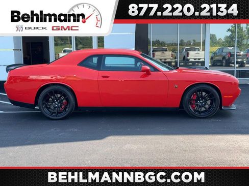 Used 2021 Dodge Challenger R/T Scat Pack w/ Shaker Package RWD image 1