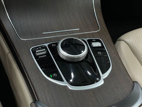 Used 2019 Mercedes-Benz C 300 4MATIC Sedan image 25