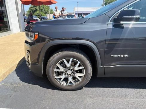 Used 2020 GMC Acadia SLE w/ Driver Convenience Package AWD/4WD image 8