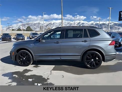 Used 2021 Volkswagen Tiguan SE R-Line image 6