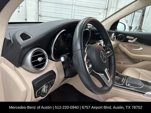 Used 2022 Mercedes-Benz GLC 300 image 10