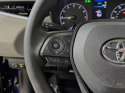 Used 2024 Toyota Corolla LE FWD image 19