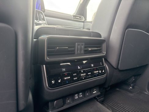 Used 2023 Lexus LX 600 4WD w/ Luxury Package image 21