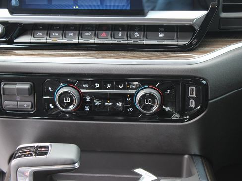 Used 2024 Chevrolet Silverado 1500 RST w/ RST All Star Premium Package image 23