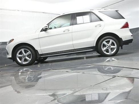 Used 2018 Mercedes-Benz GLE 350 image 40