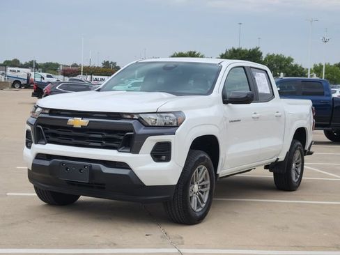 Used 2024 Chevrolet Colorado LT w/ LT Convenience Package II RWD image 12