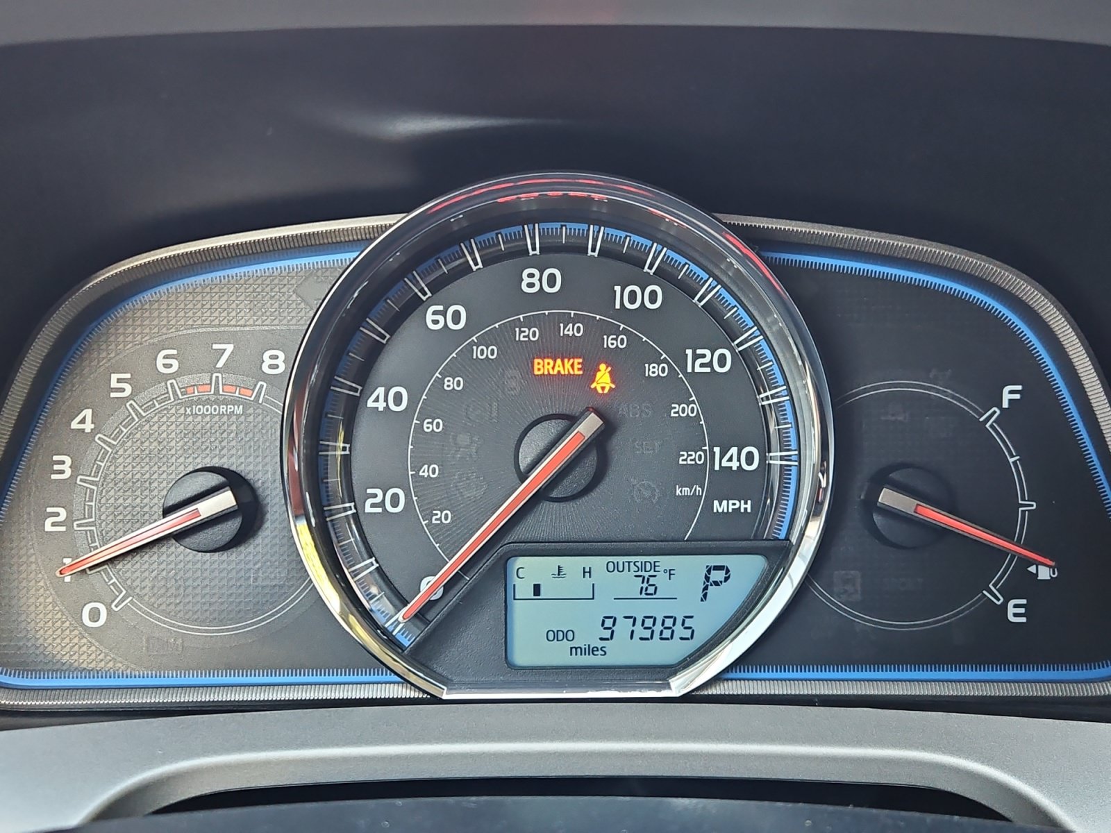 Used 2014 Toyota RAV4 Limited AWD/4WD image 18