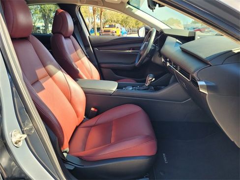 Used 2024 MAZDA MAZDA3 s image 17