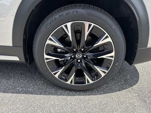New 2025 MAZDA CX-90 Plug-In Hybrid w/ Premium Plus image 13