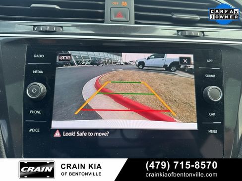 Used 2024 Volkswagen Tiguan SE R-Line image 27