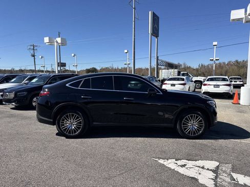 Certified 2025 Mercedes-Benz GLC 300 4MATIC image 2