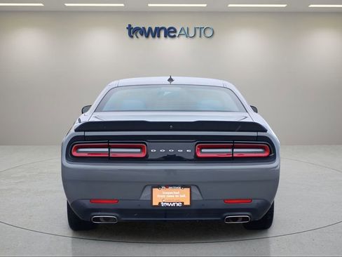 Used 2019 Dodge Challenger GT w/ Blacktop Package image 4