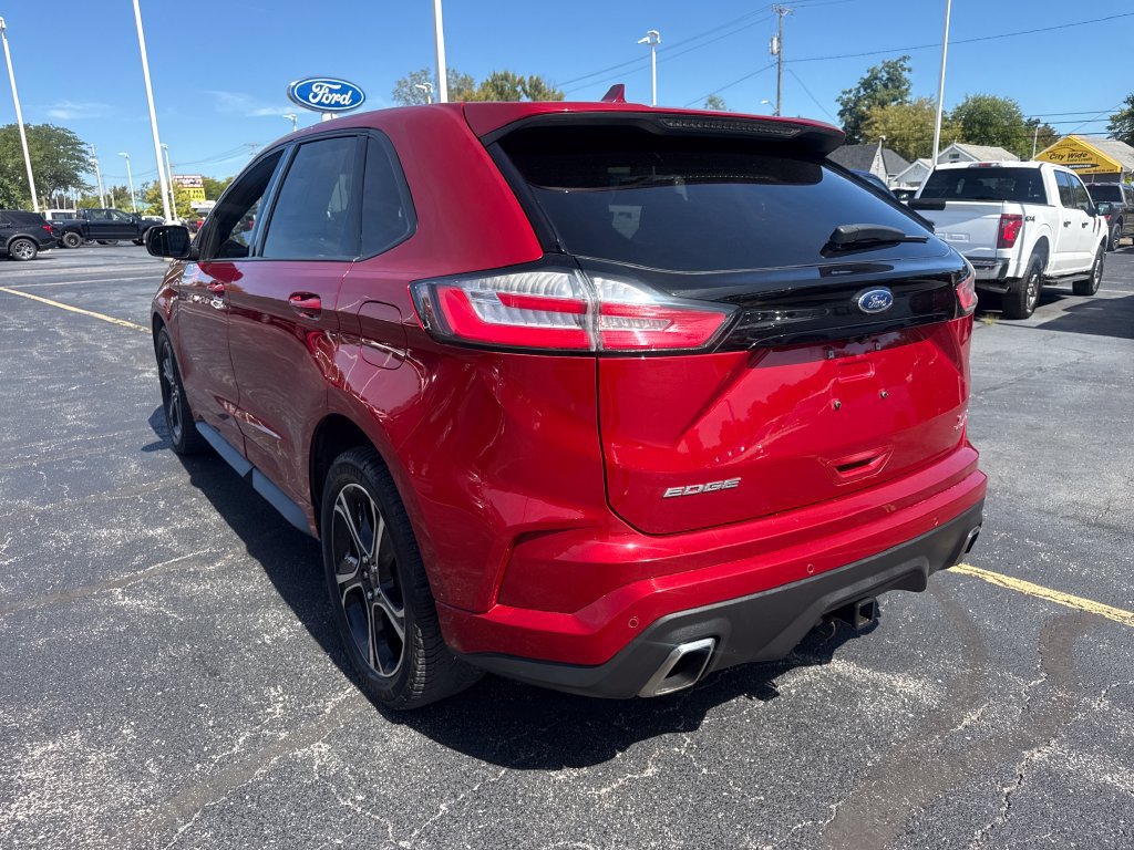 Used 2020 Ford Edge ST w/ Cold Weather Package AWD/4WD image 11