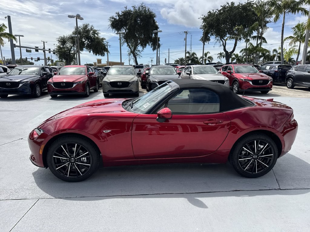 New 2026 MAZDA MX-5 Miata Grand Touring RWD image 11