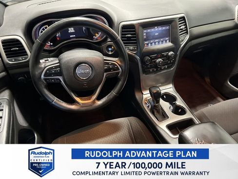 Used 2018 Jeep Grand Cherokee Laredo image 21