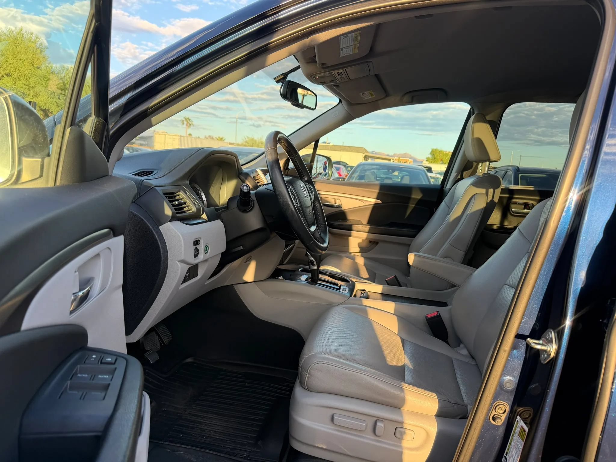 Used 2017 Honda Ridgeline RTL-T image 17