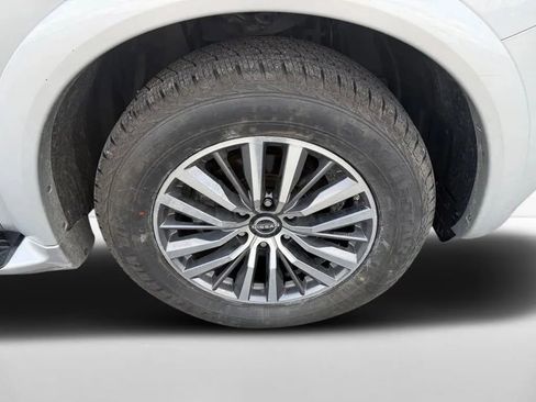 Used 2023 Nissan Armada SL w/ Captain's Chairs Package image 36