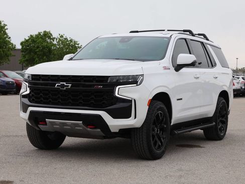 Used 2023 Chevrolet Tahoe Z71 w/ Luxury Package AWD/4WD image 6