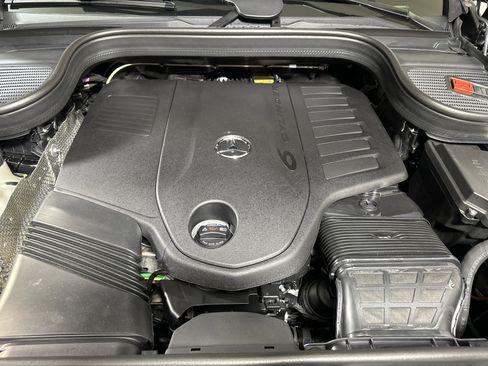 New 2026 Mercedes-Benz GLS 450 4MATIC image 28