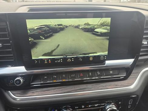 New 2026 GMC Sierra 1500 SLT image 21