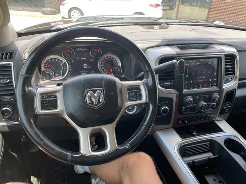 Used 2018 RAM 3500 Laramie image 35