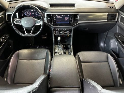 Used 2021 Volkswagen Atlas SEL AWD/4WD image 3
