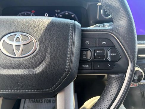 Used 2026 Toyota 4Runner Platinum AWD/4WD image 26