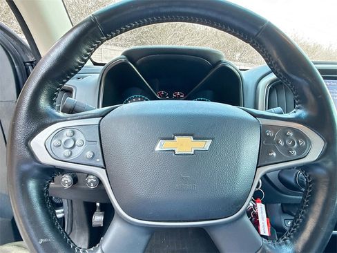 Used 2022 Chevrolet Colorado Z71 image 24