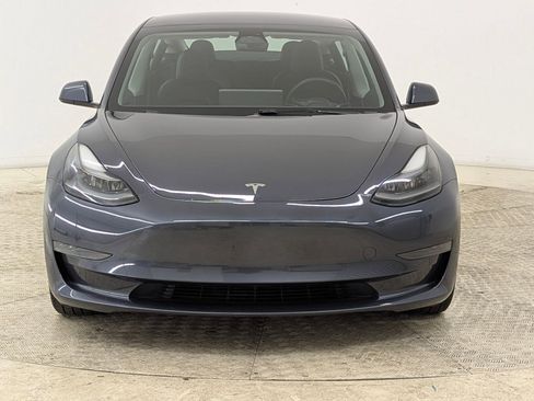 Used 2023 Tesla Model 3 Standard Range image 5