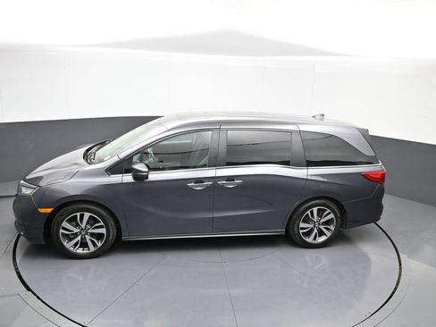 Certified 2024 Honda Odyssey Touring image 43