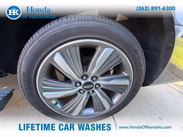 Used 2018 Lincoln Navigator L Reserve w/ Technology Package AWD/4WD image 4