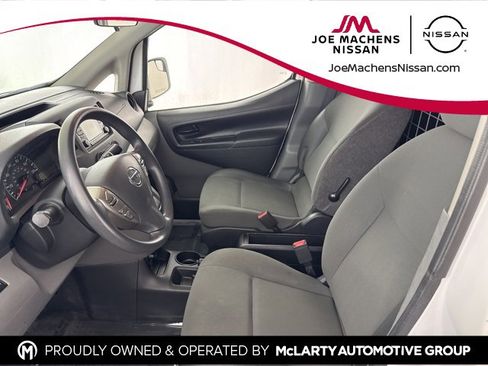 Used 2019 Nissan NV200 SV w/ Back Door Glass Package image 23